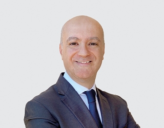 Alberto Perfetto (Business Unit Spare Parts
Executive Director) Alberto Perfetto (Business Unit Spare Parts
Executive Director)